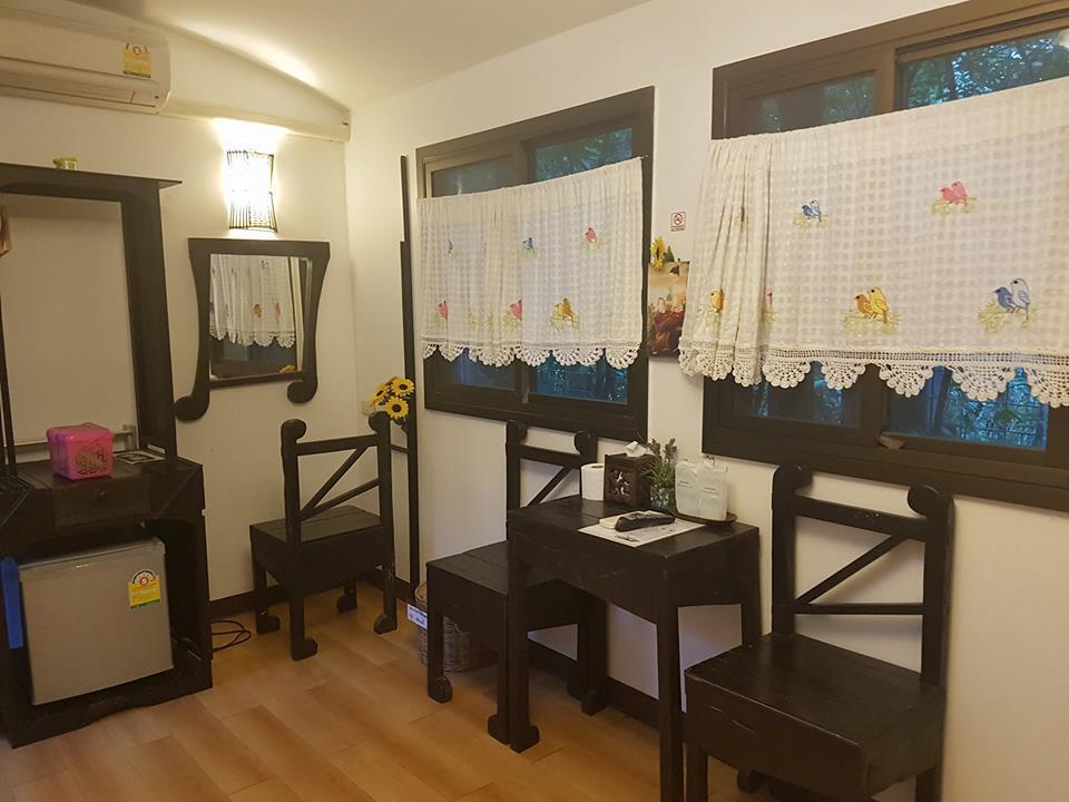 Nakhonratchasima Chart Trip Resort מראה חיצוני תמונה
