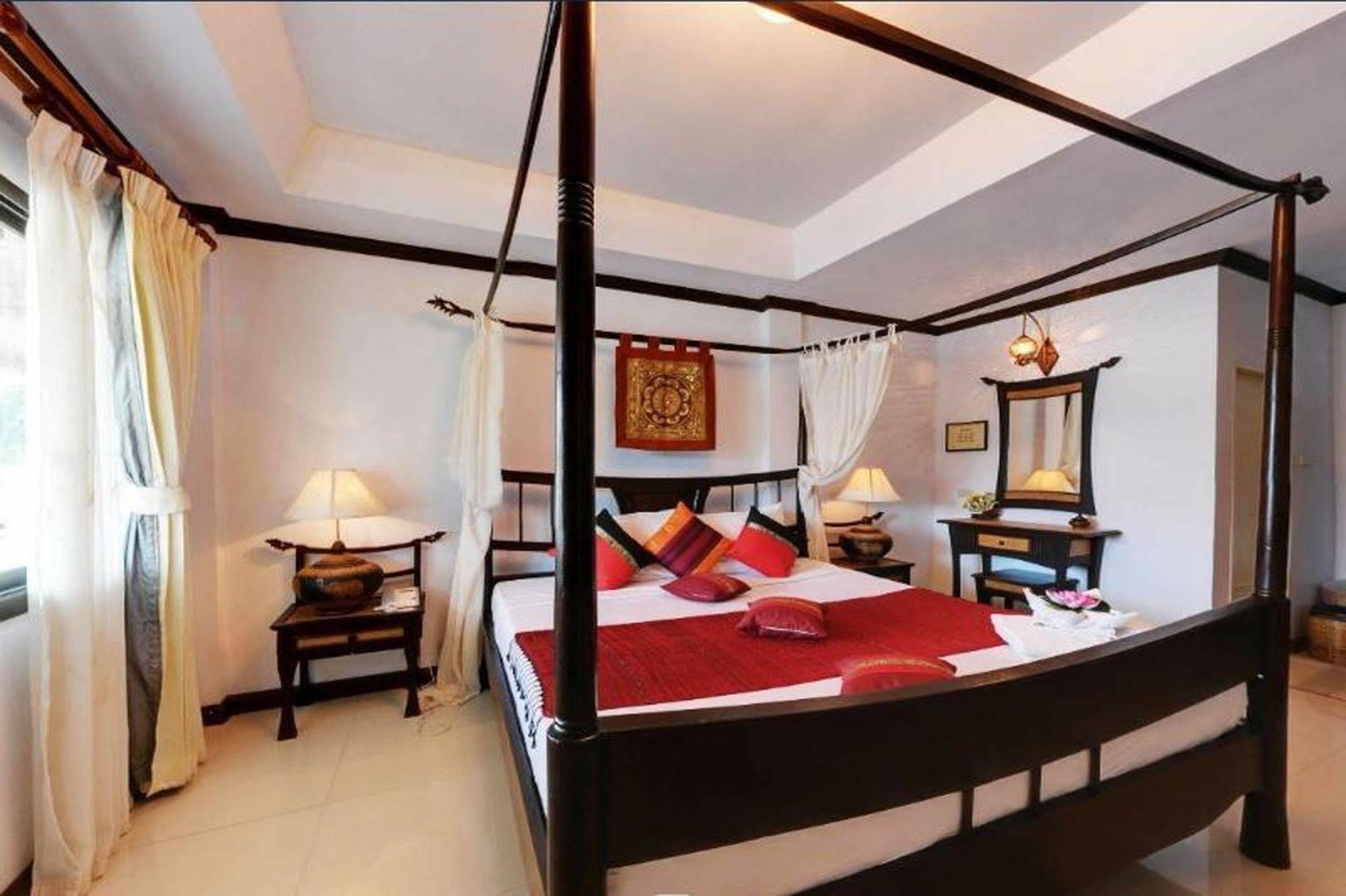 Nakhonratchasima Chart Trip Resort מראה חיצוני תמונה